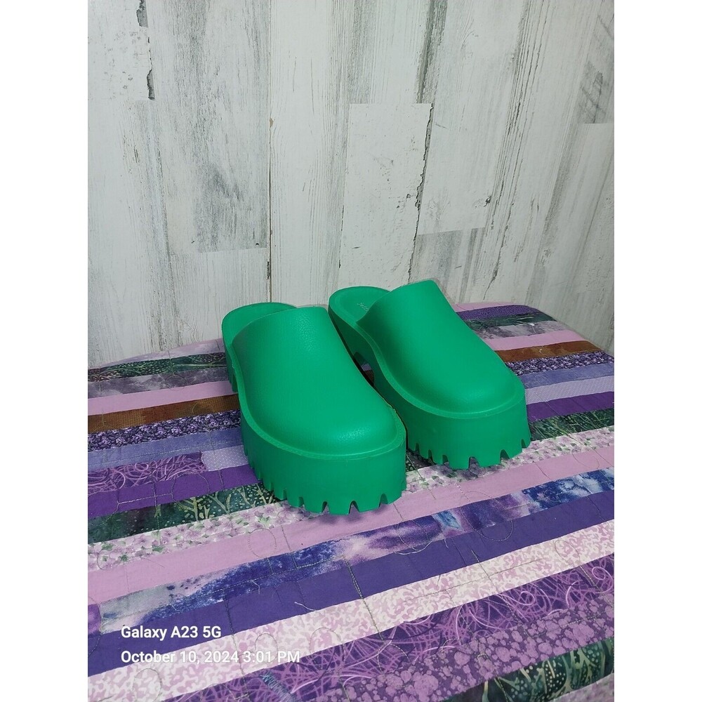 Jeffrey Campbell Biggie 2 Lug Sole Chunky Platform Clogs Sz 8 Green